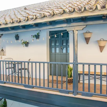New In Traditional Building Of The Xvi Century Apartament *